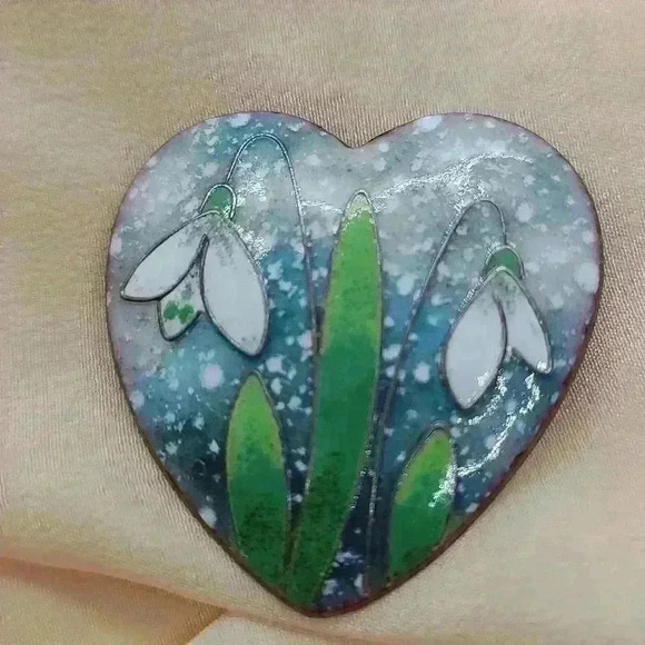 Vintage art green with Gold-toned brooches bundle - Picture 9 of 13